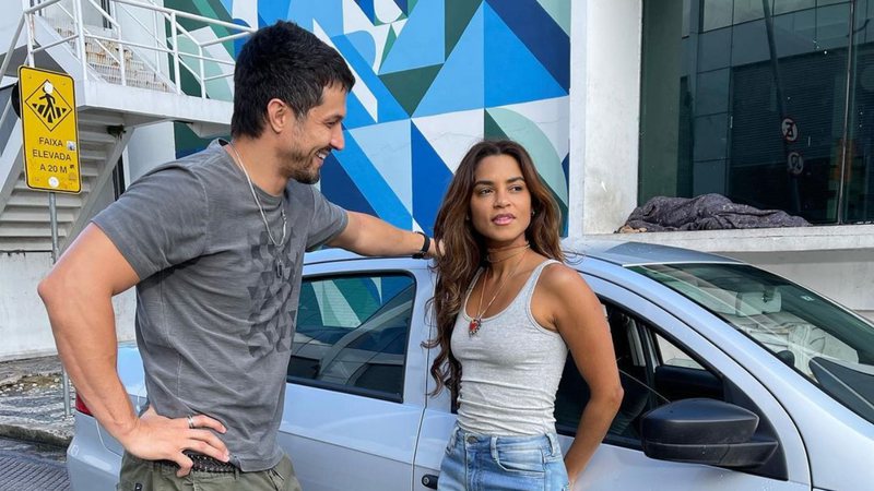 Rômulo Estrela e Lucy Alves serão protagonistas de 'Travessia' - Instagram/@romuloestrela