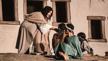 Jesus na 'Paixão de Cristo', Leonardo Miggiorin conta ter levado chicotadas reais nas costas - Fotos: Kayan Alves