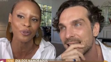 Cantora e ator participaram do ‘Encontro’ por uma chamada de vídeo - TV Globo