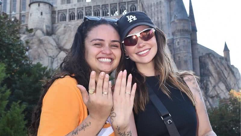 Marcela McGowan retribui gesto e pede Luiza Martins em casamento - Reprodução/Instagram