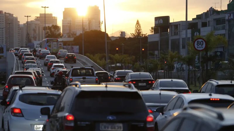 Licenciamento de um carro: entenda por quê é importante pagar a taxa - Fernando Frazão/Agência Brasil