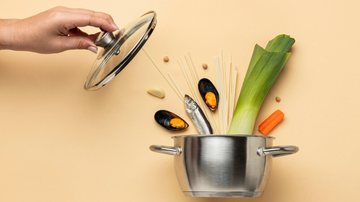 Além dos alimentos, é necessário fazer boas escolhas quanto aos utensílios de cozinha. - Foto: Freepik