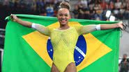 A ginasta se tornou a maior medalhista brasileira da história, incluindo homens e mulheres. - Foto: Ricardo Bufolin/CBG