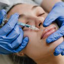 Técnica 'fresh frozen' é usada em cadáveres para cursos de harmonização facial - Imagem │Freepik