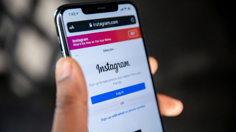 Como o Instagram quer proteger adolescentes com contas privadas e monitoramento parental? - Unsplash/Solen Feyissa