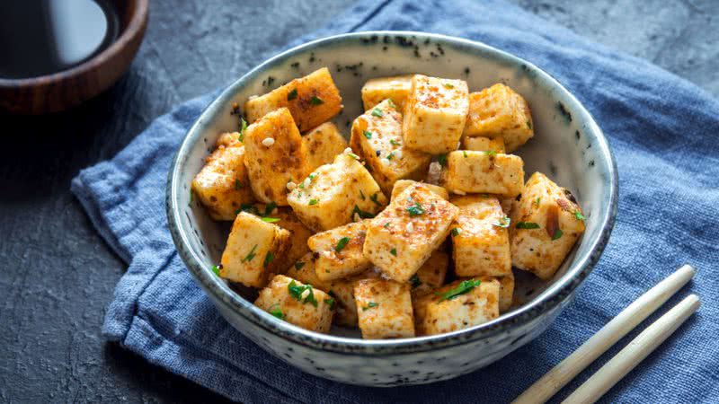 Tofu grelhado - (Imagem: Oksana Mizina | ShutterStock)