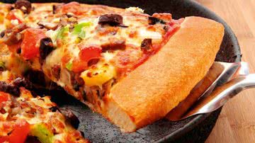 Fica igualzinho: É massa de pizza pan! Hum... - Shutterstock