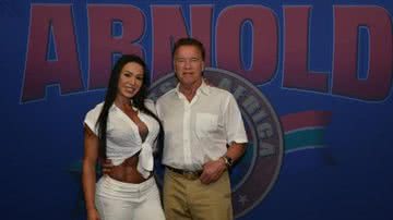 A musa fitness Gracyanne Barbosa e o astro Arnold Schwarzenegger - Divulgação