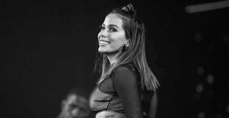 Anitta assume novo irmão - Instagram: @anitta