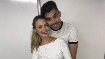 Ex-noiva de Gabriel Diniz está irritando familiares dele - Instagram/@karolinecalheiros