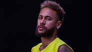 Neymar posa ao lado de modelo russa - Instagram/neymarjr