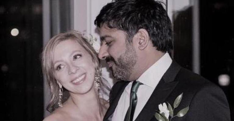 Maria Galitzine ao lado do marido, Rishi Singh - Reprodução/ Facebook