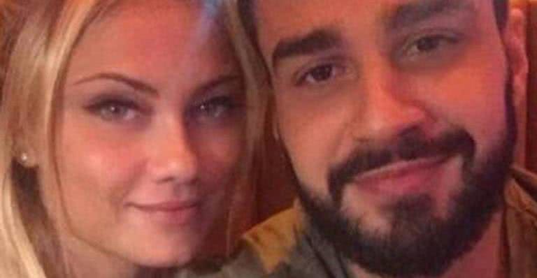 Ellen e Rogério terminaram o noivado após três anos juntos - Instagram/@ellenrocche