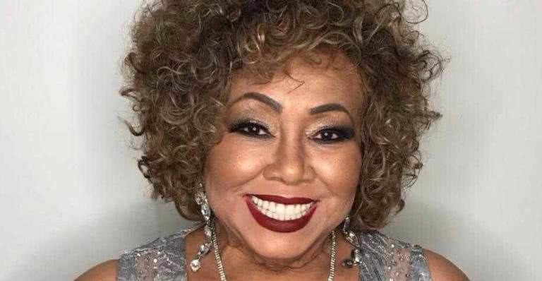 Alcione faz tributo às vítimas de coronavírus - Instagram/@alcione