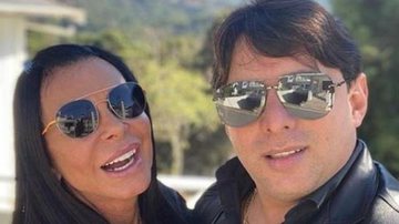 Gretchen e Esdras, de 47 anos, anunciaram o relacionamento em março - Instagram