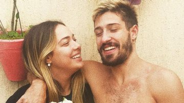 Vinicius Martinez faz brincadeira com a esposa - Reprodução Instagram