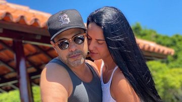 Zezé Di Camargo posou com Graciele Lacerda em novo clique no Instagram - Instagram/ @zezedicamargo