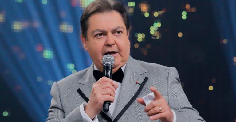 Fausto Silva comanda o programa dominical - Globo/Victor Pollak