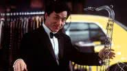 Jackie Chan em cena de 'The Tuxedo' - Divulgação