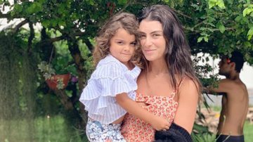 Mariana Uhlmann e a filha Maria, de 3 anos - Instagram/@uhlmannmariana