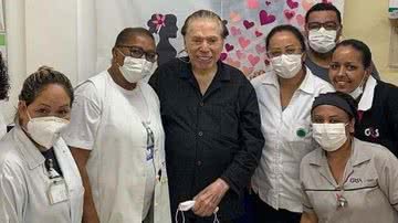Silvio Santos recebe a terceira dose da vacina contra a covid-19 - Reprodução/Instagram