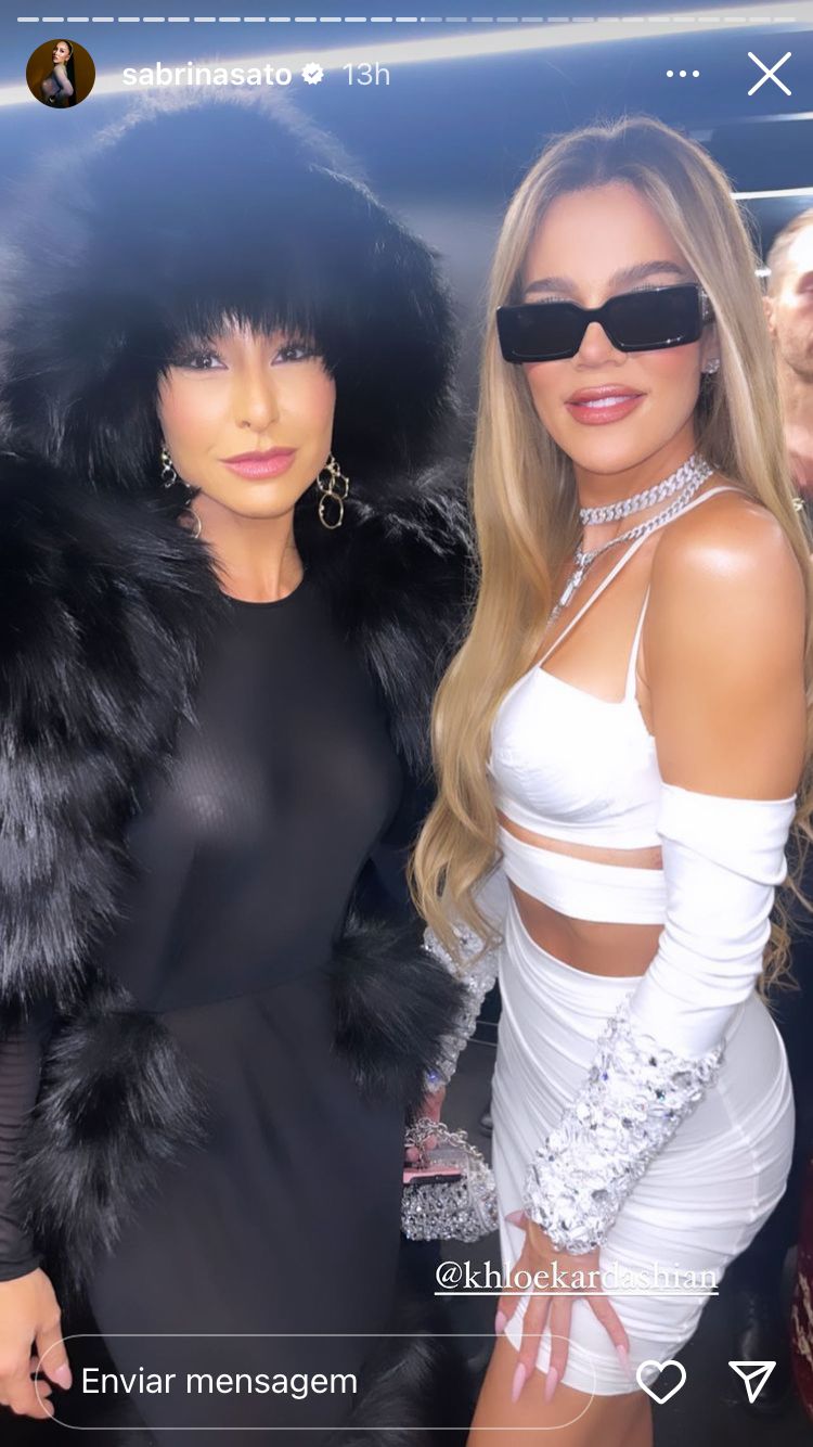 Story do Instagram de Sabrina Sato e Khloé Kardashian