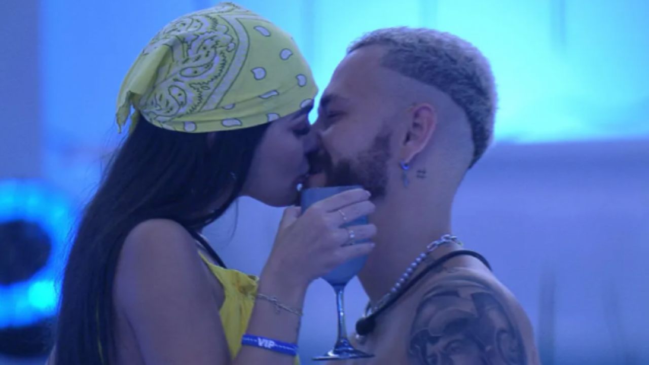 Fred Bruno se pronuncia sobre o fim do namoro com Larissa