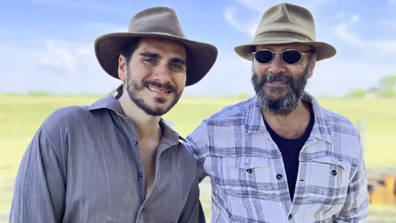 Trindade em 'Pantanal', Gabriel Sater celebra parceria com o pai