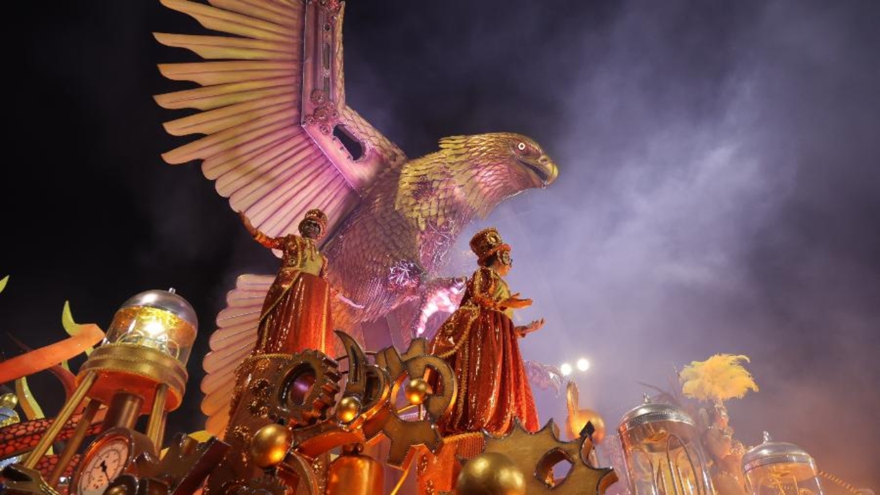 desfile águia de ouro
