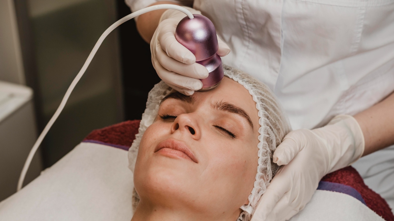 Unyque Pro é um dos tratamentos estéticos para pele indicador por dermatologistas