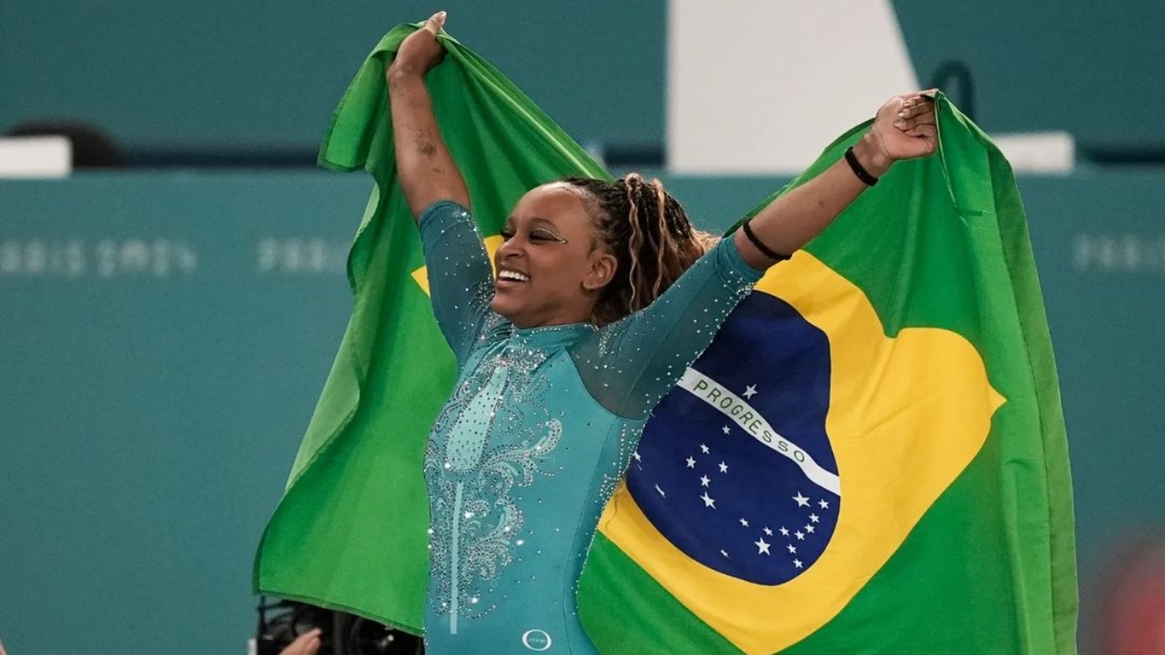 Nas Olimpíadas de Paris, Rebeca Andrade conquistou o ouro no solo da ginástica artística