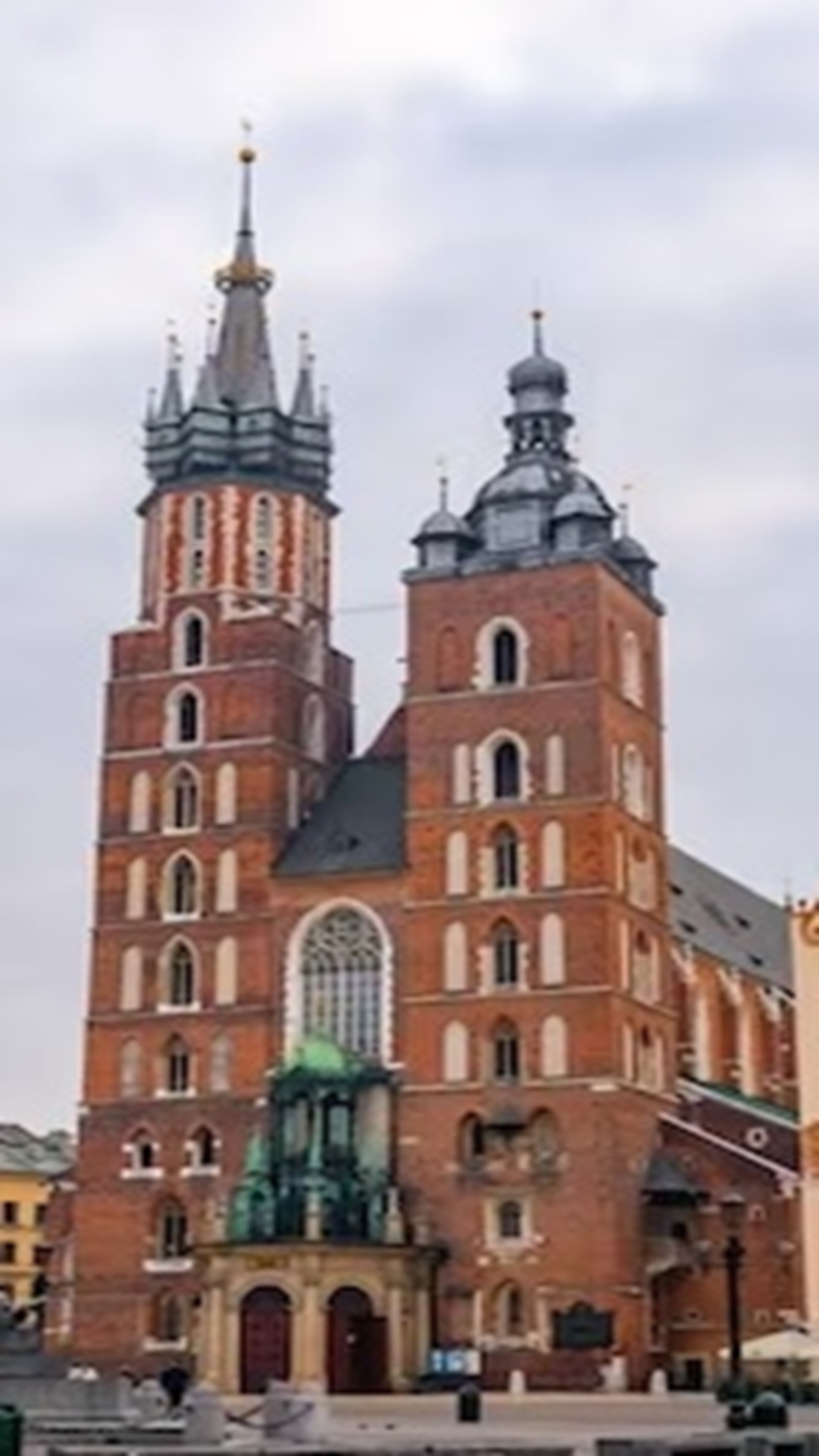 Basílica de Santa Maria, na Cracóvia, Polônia