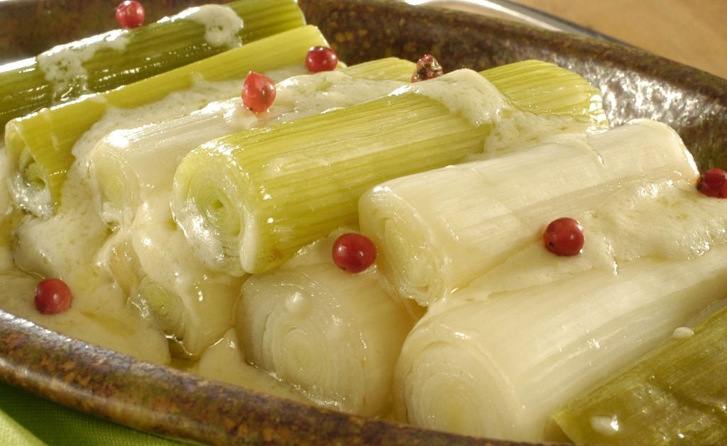 Foto de receita de alho poró com requeijão cremoso