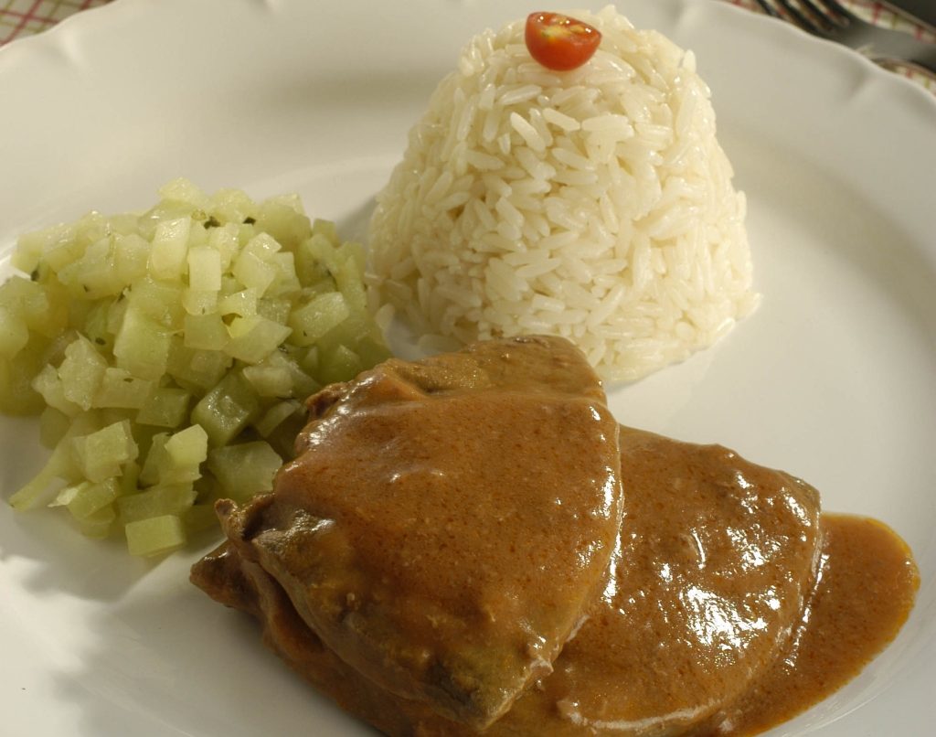 Foto de Mauro Holanda Bife de fígado ao molho madeira