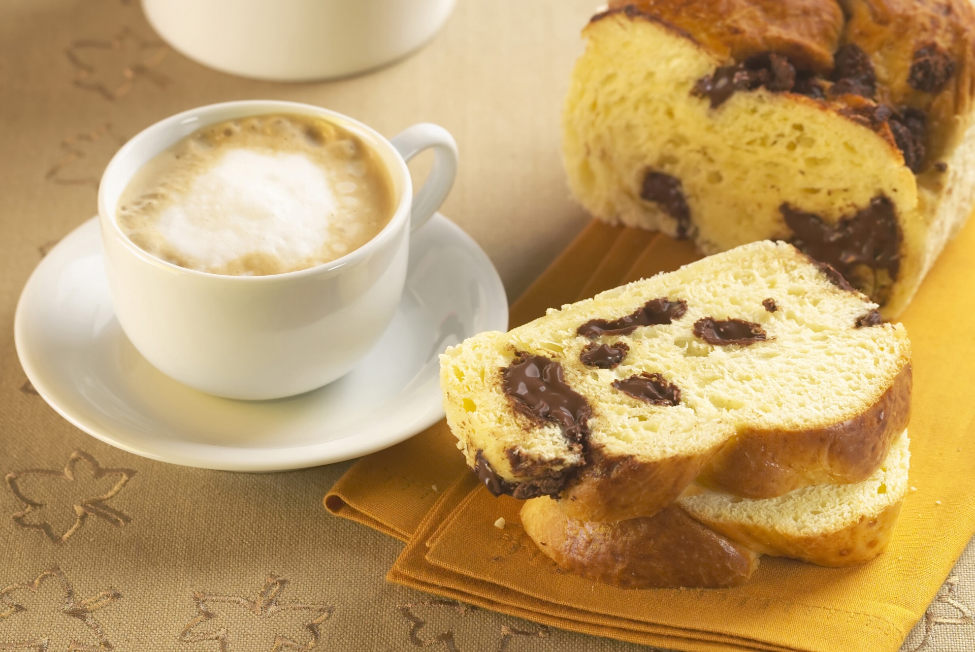 Foto de Brioche com gotas de chocolate