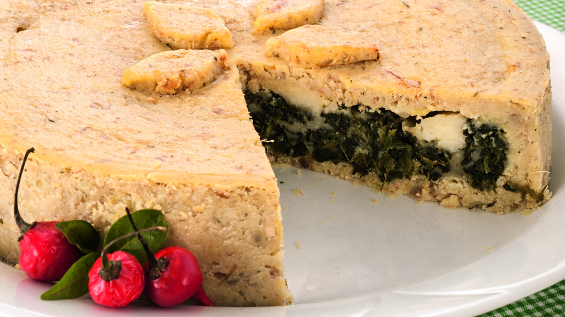 Foto da receita de empadão de frango com batata doce