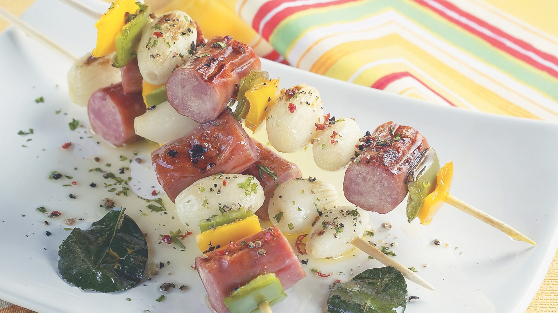 Foto da receita de espetinho de linguiça de frango