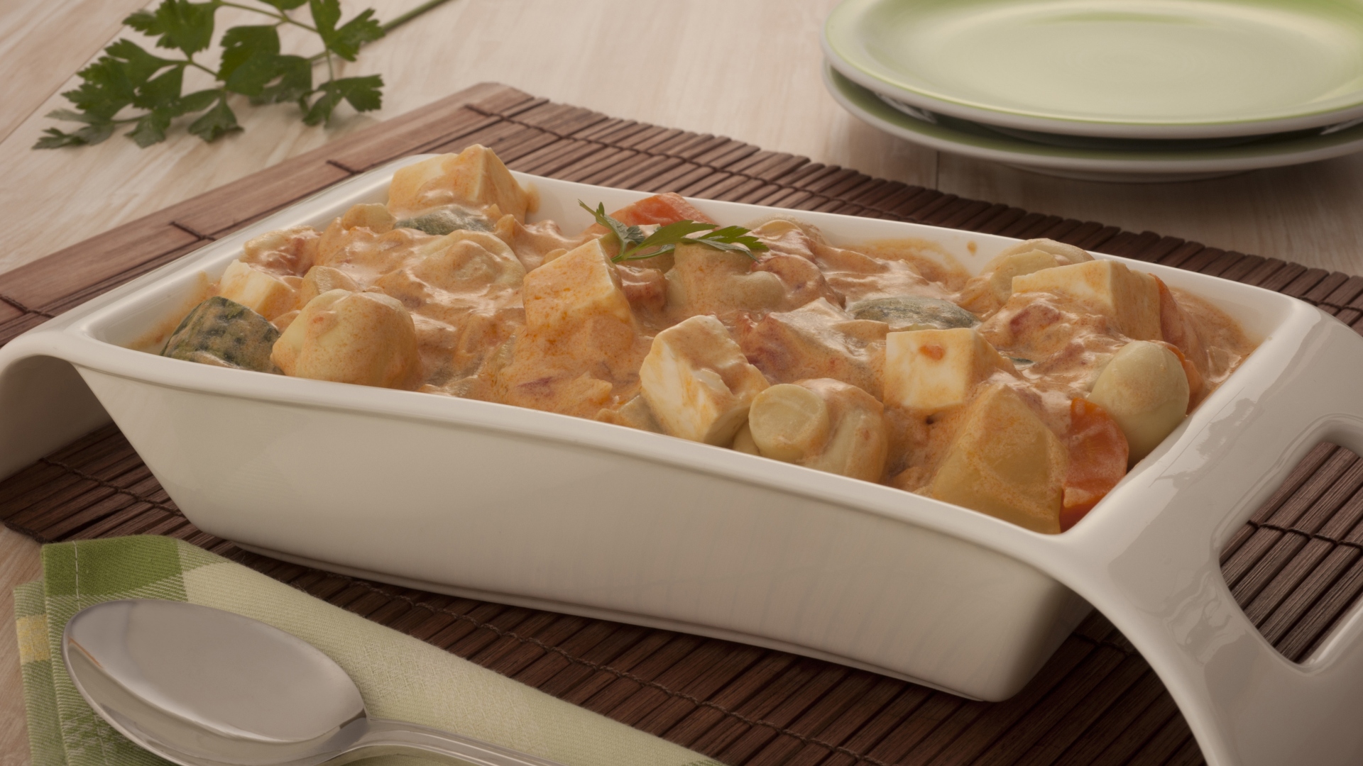 Estrogonofe de legumes e queijo