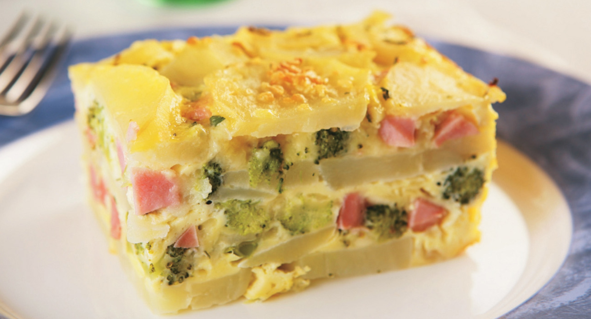 Omelete de batata e brocólis