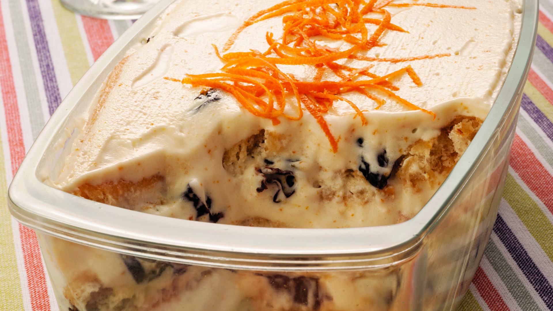 Pavê de doce de leite e ameixa