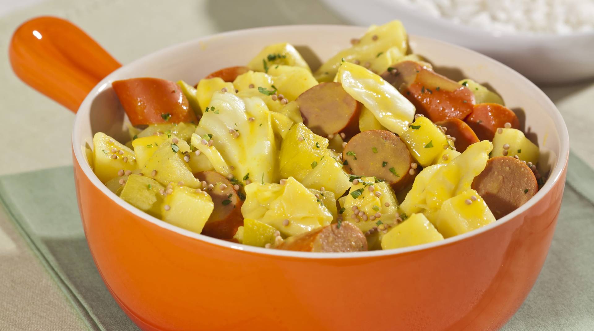 Foto de Refogado prático de salsicha e batata