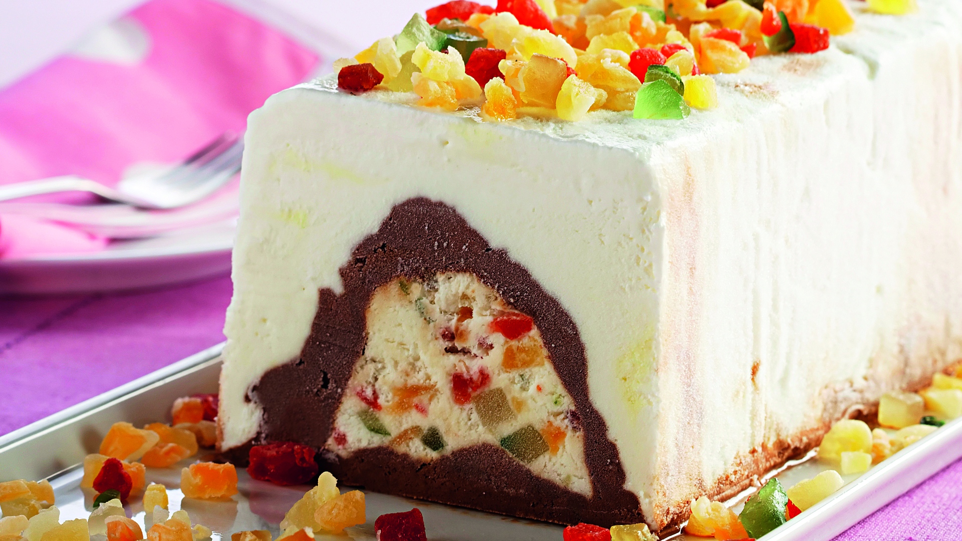 Cassata com frutas cristalizadas