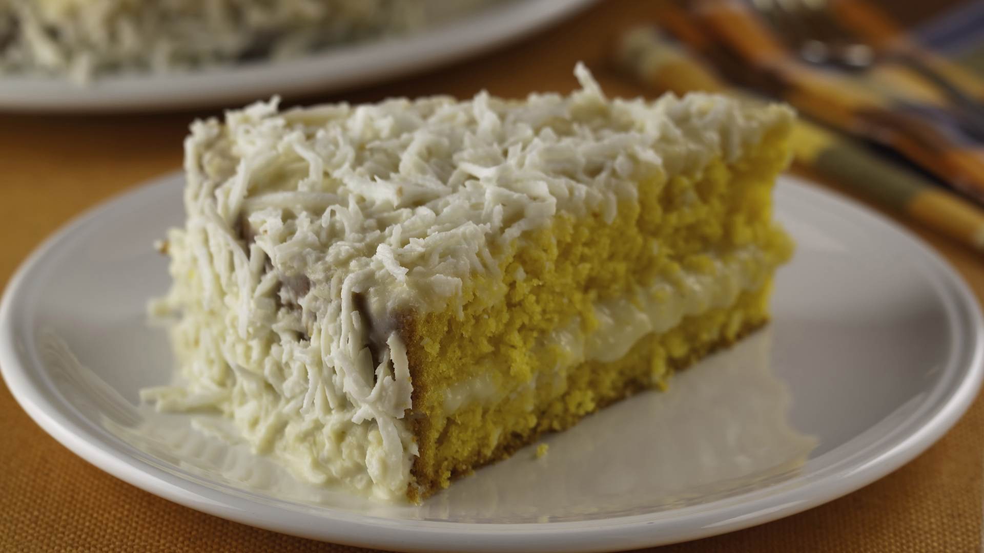 Bolo de cenoura com beijinho