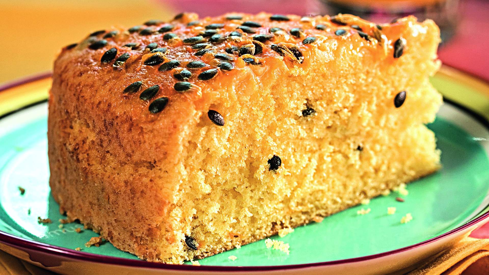 Bolo de maracujá diet com suco de pêssego.