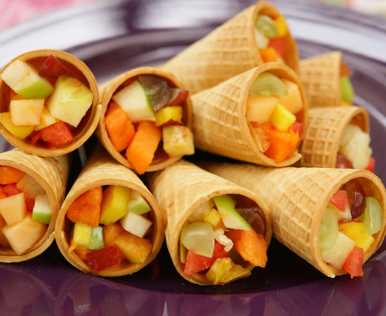 Salada de frutas no cone