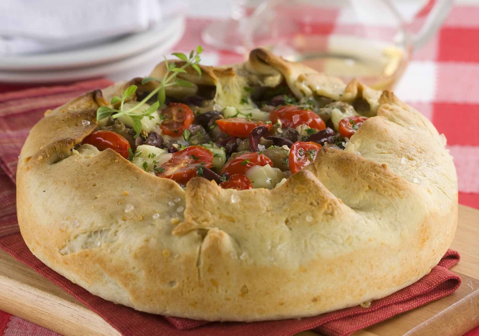 Foto de Torta de berinjela com tomate-cereja