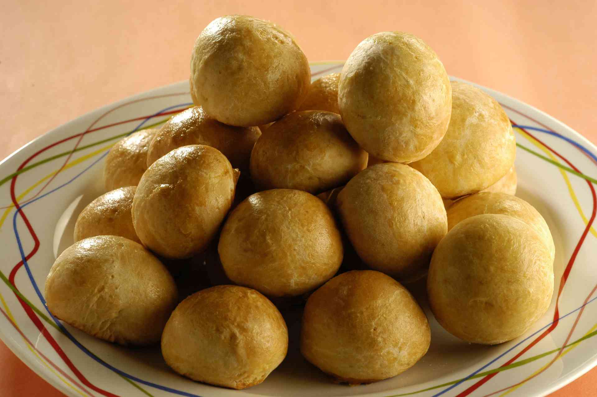 Aprenda a preparar esse pãozinho rápido e fácil