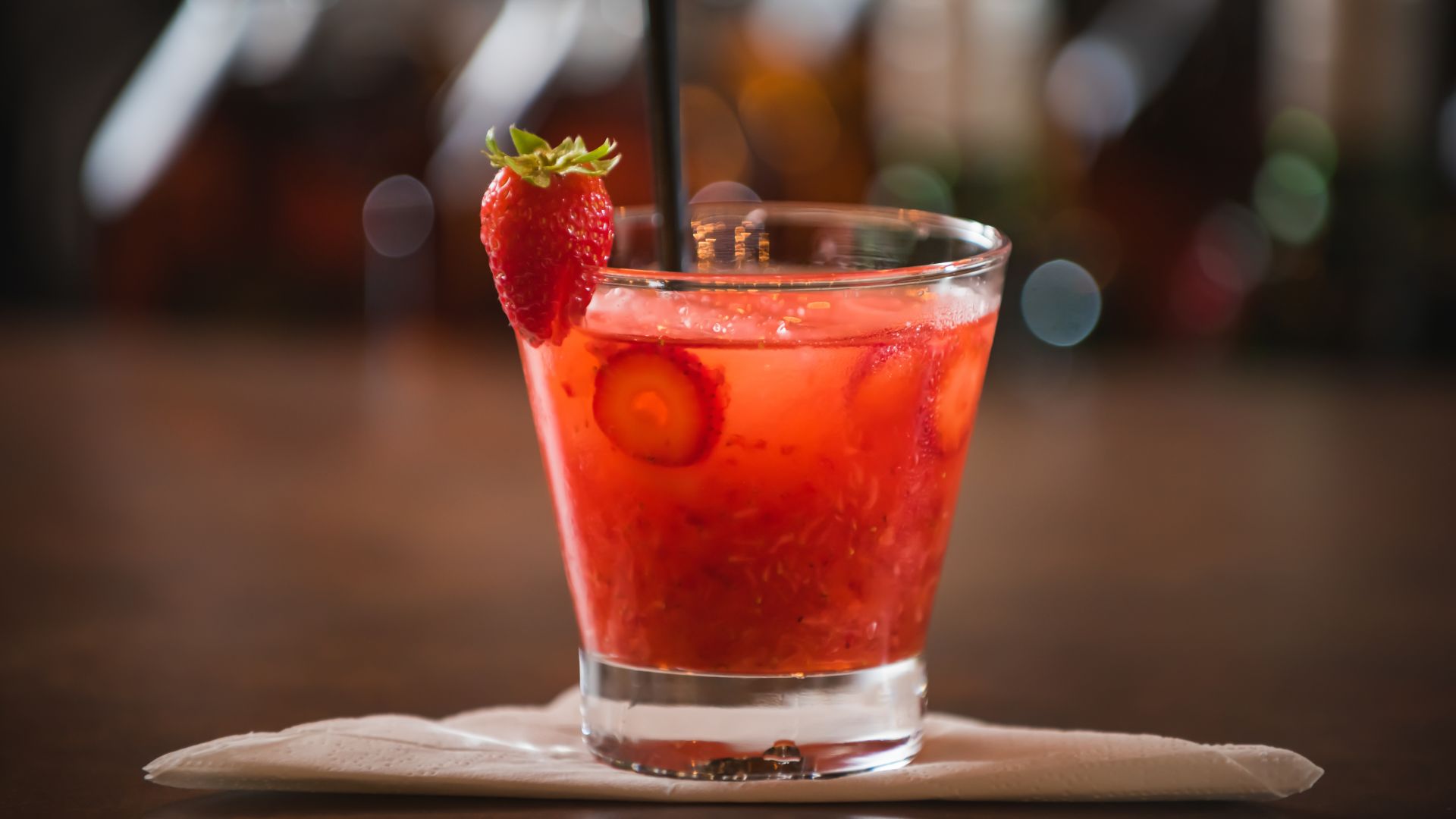 Caipirinha de saquê com morango