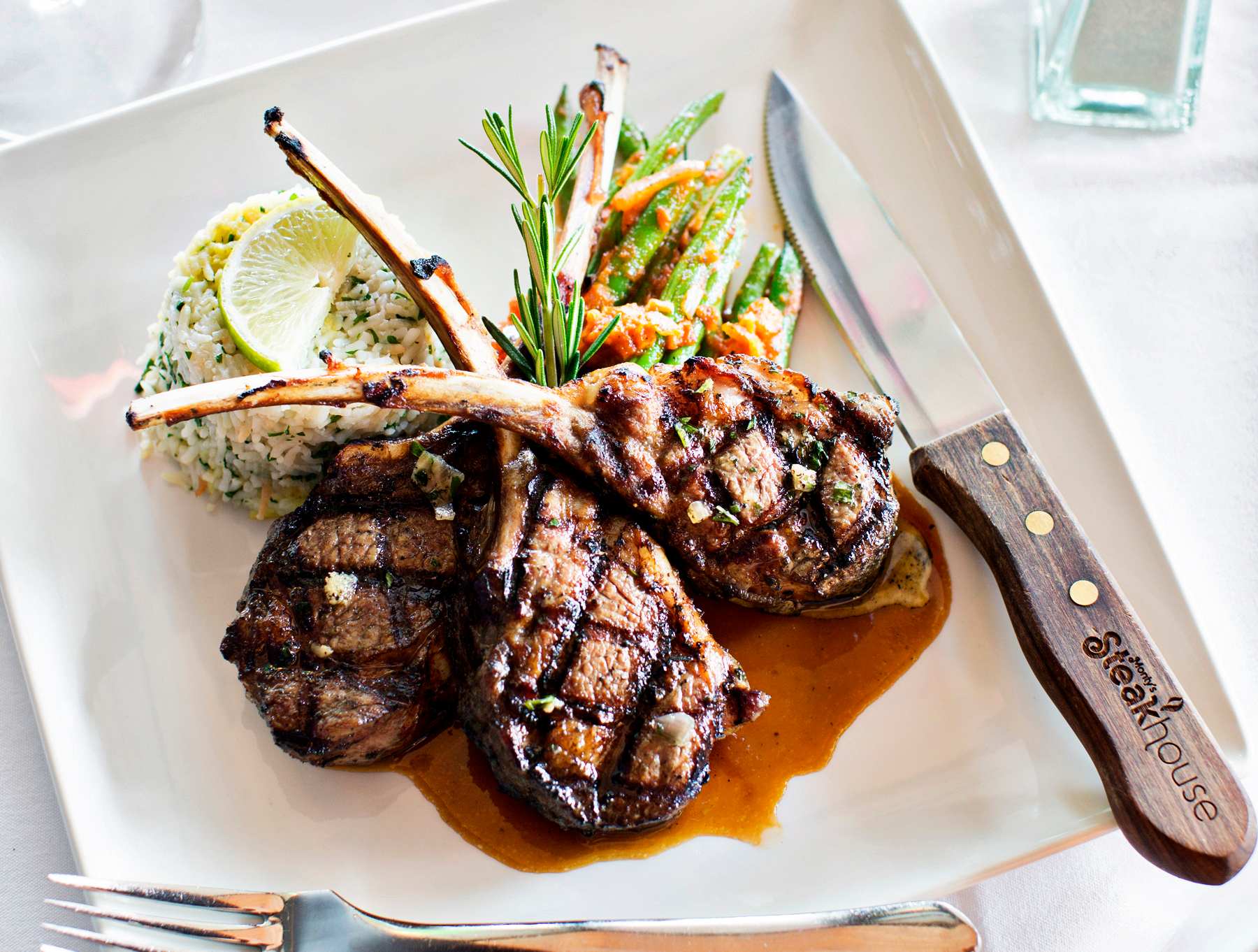 Bisteca com molho de mandioquinha