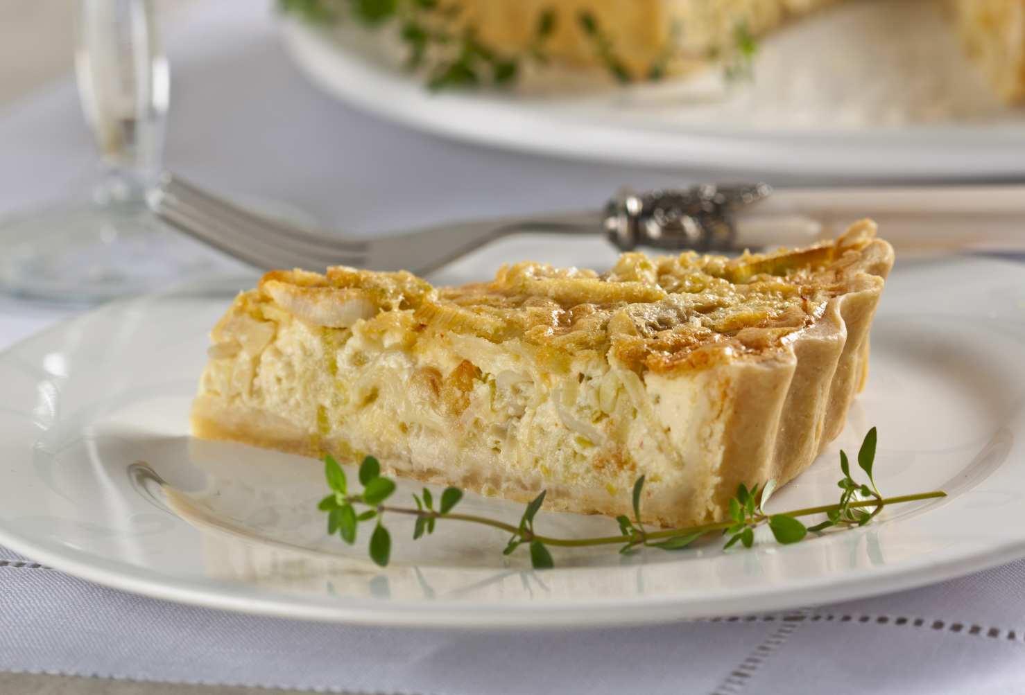 Quiche cremosa de alho-poró